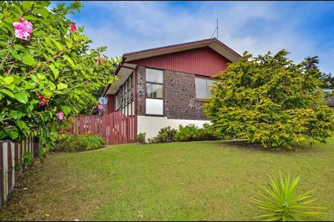 Photo of property in 1/35 Palliser Lane, Browns Bay, Auckland, 0630