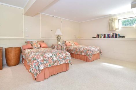 Photo of property in 2 Merehai Place, Snells Beach, 0920