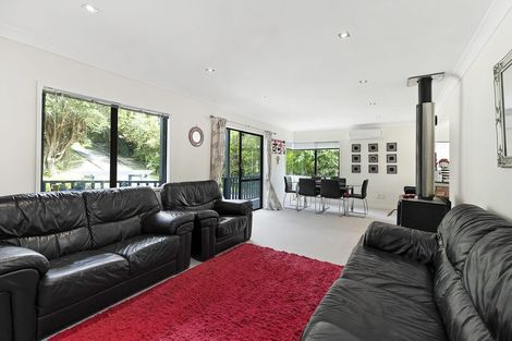 Photo of property in 30 Whanake Street, Titahi Bay, Porirua, 5022