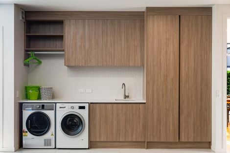Photo of property in 39d Kowhai Road, Mairangi Bay, Auckland, 0630
