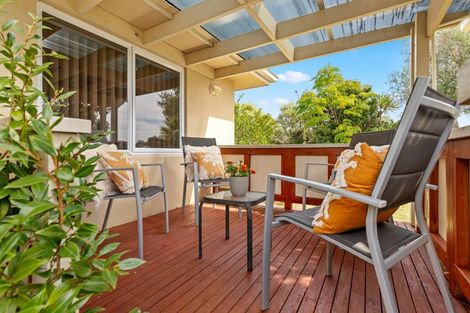 Photo of property in 2 Gibson Place, Papamoa Beach, Papamoa, 3118