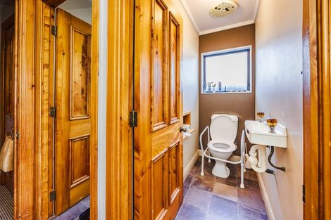 Photo of property in 9 Samara Place, Clendon Park, Auckland, 2103