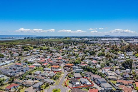 Photo of property in 79 Robert Skelton Place, Clendon Park, Auckland, 2103