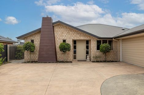 Photo of property in 14 Tawa Place, Parklands, Christchurch, 8083