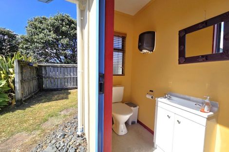 Photo of property in 135 Kowhai Avenue, Matarangi, Whitianga, 3592