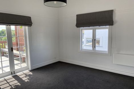 Photo of property in 22 Simla Terrace, Hospital Hill, Napier, 4110