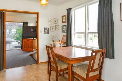 Photo of property in 13 James Cook Street, Havelock North, 4130