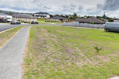 Photo of property in 15 Ocean View Rise, Ruakaka, 0116