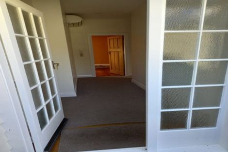 Photo of property in 82 Mortimer Terrace, Brooklyn, Wellington, 6021