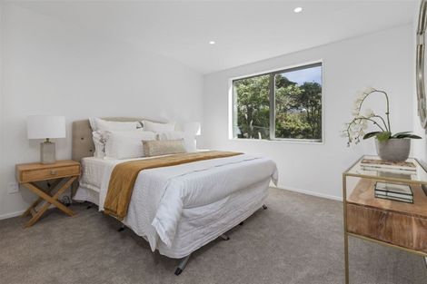 Photo of property in 5 Korari Way, Unsworth Heights, Auckland, 0632