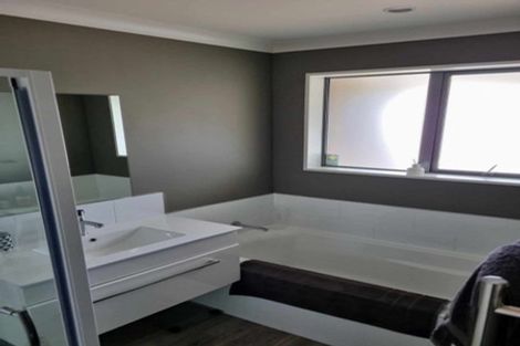 Photo of property in 3 Johnston Street, Leeston, 7632