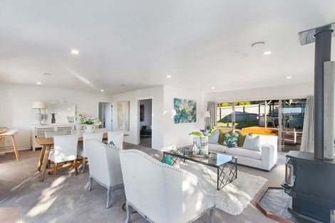 Photo of property in 233 Point View Drive, Dannemora, Auckland, 2016