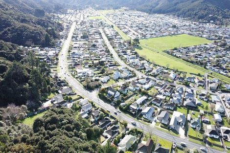 Photo of property in 8 Dover Road, Wainuiomata, Lower Hutt, 5014