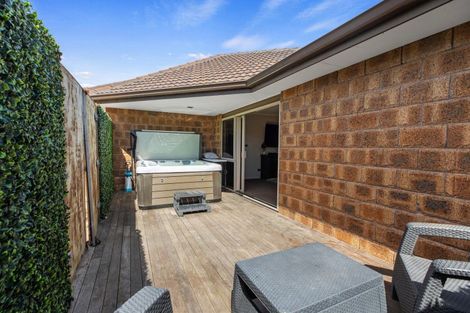 Photo of property in 30 Matene Place, Papamoa Beach, Papamoa, 3118