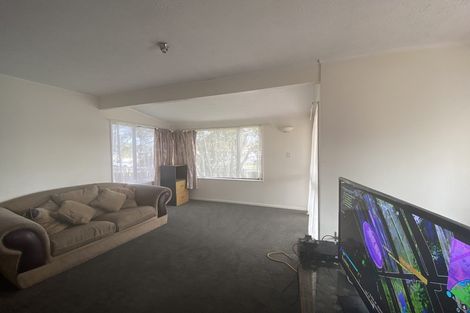 Photo of property in 50 Aviemore Drive, Highland Park, Auckland, 2010