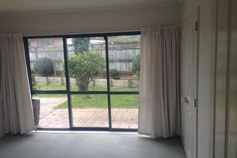 Photo of property in 9 Halstead Place, Huntington Park, Auckland, 2013