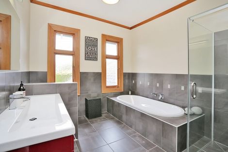 Photo of property in 49 Gladstone Terrace, Gladstone, Invercargill, 9810