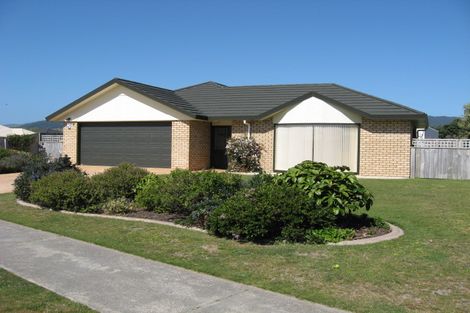 Photo of property in 24 College Drive, Paraparaumu, 5032