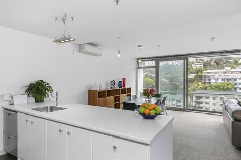 Photo of property in Montreaux Apartments, 9g/164 The Terrace, Wellington Central, Wellington, 6011