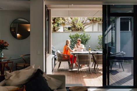 Photo of property in Vivaldi Apartments, 7/48 Marine Parade, Mount Maunganui, 3116