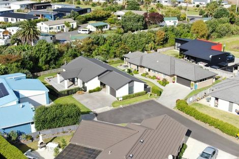 Photo of property in 26 Reel Road, Athenree, Waihi Beach, 3611