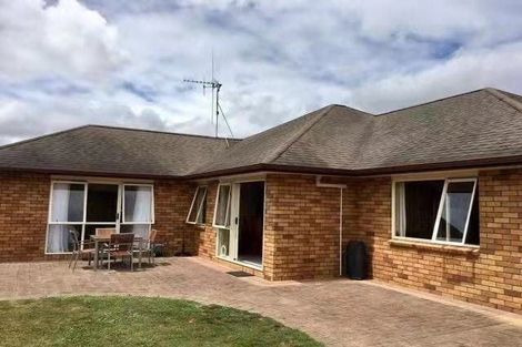 Photo of property in 59 Saint James Drive, Huntington, Hamilton, 3210