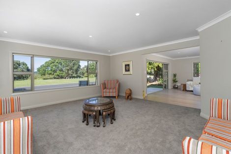 Photo of property in 79 Robinson Road, Whitianga, 3510