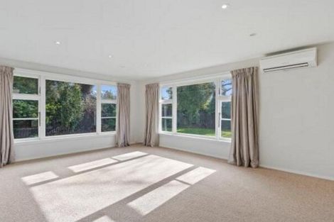 Photo of property in 33a Garreg Road, Fendalton, Christchurch, 8052