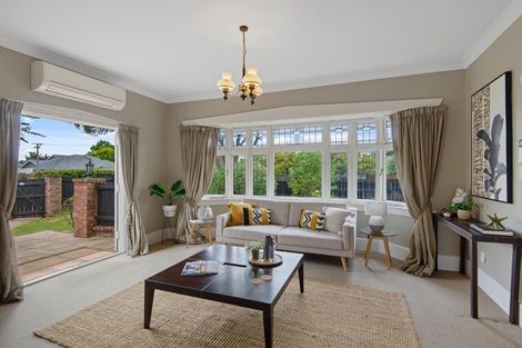 Photo of property in 13 Idris Road, Fendalton, Christchurch, 8052