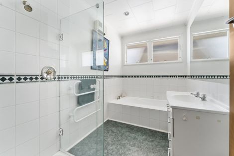 Photo of property in 50 Mowat Street, Springlands, Blenheim, 7201