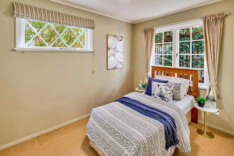 Photo of property in 5 Porter Place, Paekakariki, 5034