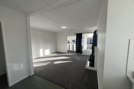 Photo of property in 1/7 Lillian Place, Orewa, 0931