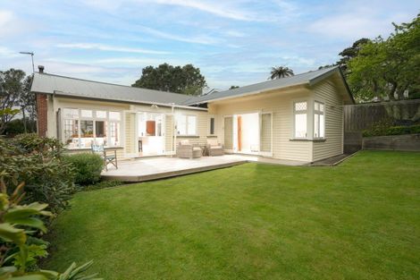 Photo of property in 80 Beauchamp Street, Karori, Wellington, 6012