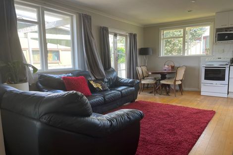 Photo of property in 4b Parton Road, Papamoa Beach, Papamoa, 3118