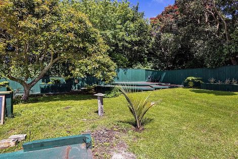 Photo of property in 10 Lincoln Street, Patea, 4520