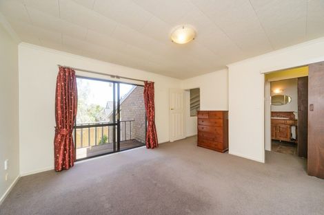 Photo of property in 42a Clifton Terrace, Fitzherbert, Palmerston North, 4410