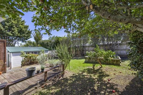 Photo of property in 65a Wainui Road, Raglan, 3225