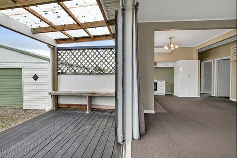 Photo of property in 68 Conway Road, Eltham, 4322