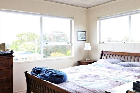 Photo of property in 4/103 Vauxhall Road, Narrow Neck, Auckland, 0624