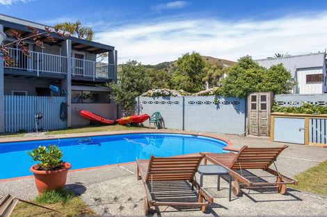 Photo of property in 2f Church Street, Akaroa, 7520