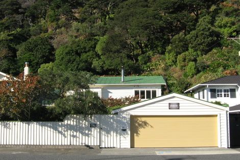 Photo of property in 311 Muritai Road, Eastbourne, Lower Hutt, 5013