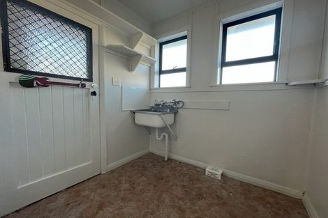 Photo of property in 160 Taniwha Street, Glen Innes, Auckland, 1072