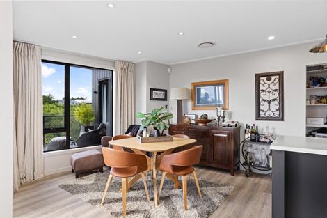 Photo of property in 21 Ada Close, Cambridge, 3434