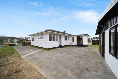 Photo of property in 15 Mayflower Close, Mangere East, Auckland, 2024