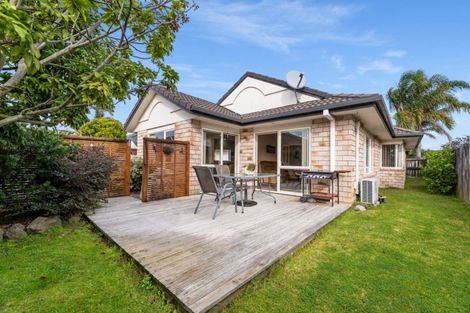 Photo of property in 70 Tuihana Drive, Papamoa Beach, Papamoa, 3118