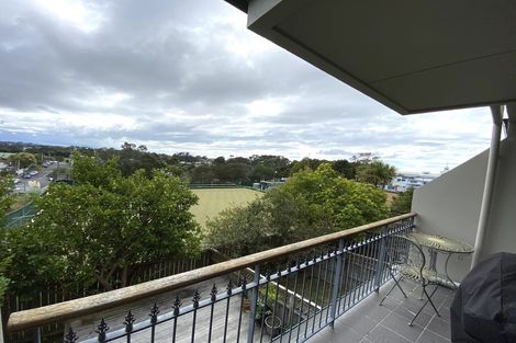 Photo of property in 11/97b Mokoia Road, Birkenhead, Auckland, 0626