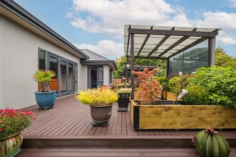 Photo of property in 2 Whaka Terrace, Huntsbury, Christchurch, 8022