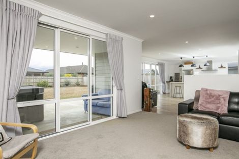 Photo of property in 17 Stoneleigh Drive, Solway, Masterton, 5810