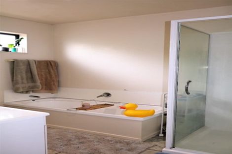 Photo of property in 6 Pokaka Street, Birchville, Upper Hutt, 5018