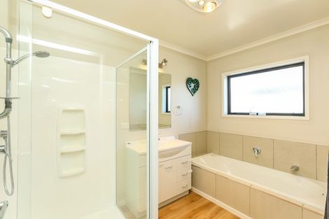 Photo of property in 9 Coby Sydney Drive, Bell Block, New Plymouth, 4312